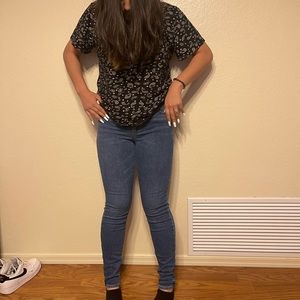 Old Navy Rockstar Super Skinny Jeans